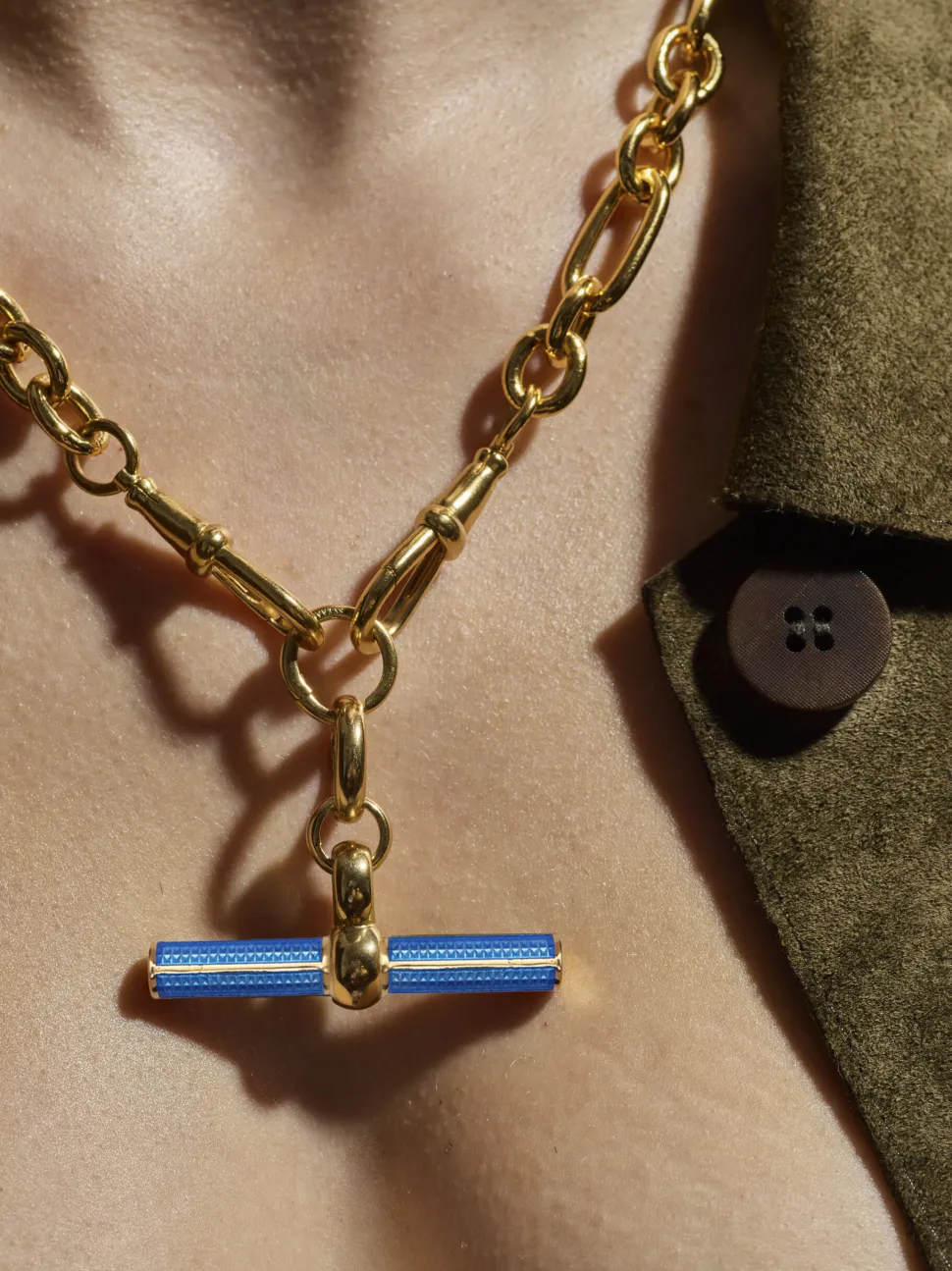 Aquamarine Enamelled Giant Gold T-bar on Watch Clipt Necklace