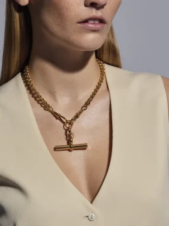 Giant Gold T-bar on Large Curb Clipt Necklace