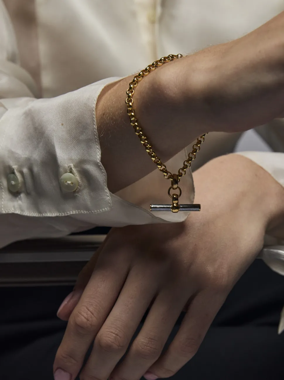 Grey Enamelled Small Gold T-bar on Belcher Bracelet