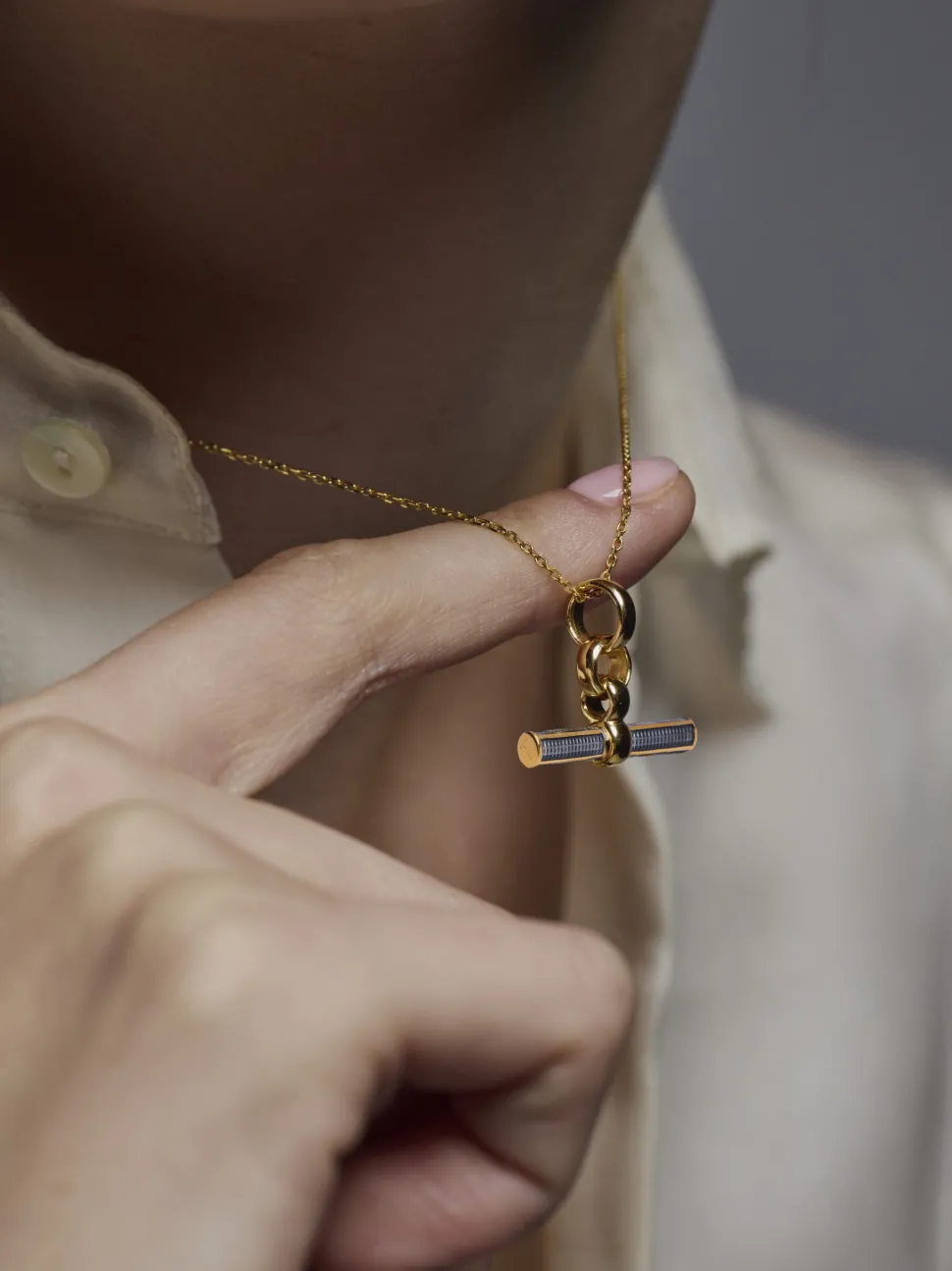 Grey Enamelled Small Gold T-bar on Trace Chain