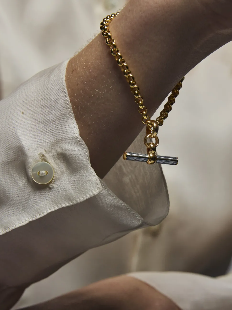 Grey Enamelled Small Gold T-bar on Belcher Bracelet