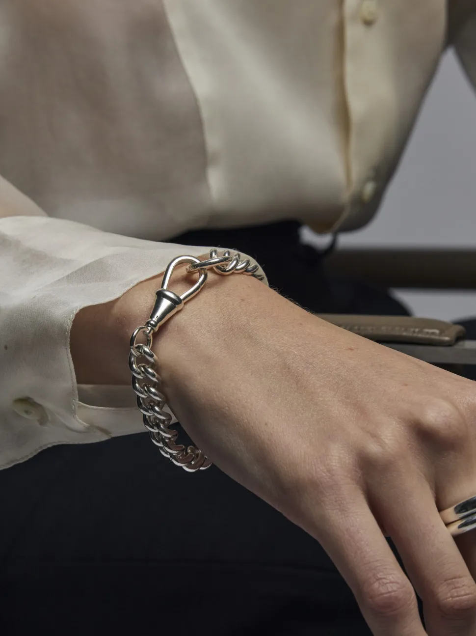 Large Silver Curb Clipt Bracelet