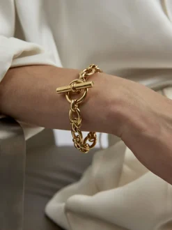 Medium Gold Interlock Bracelet