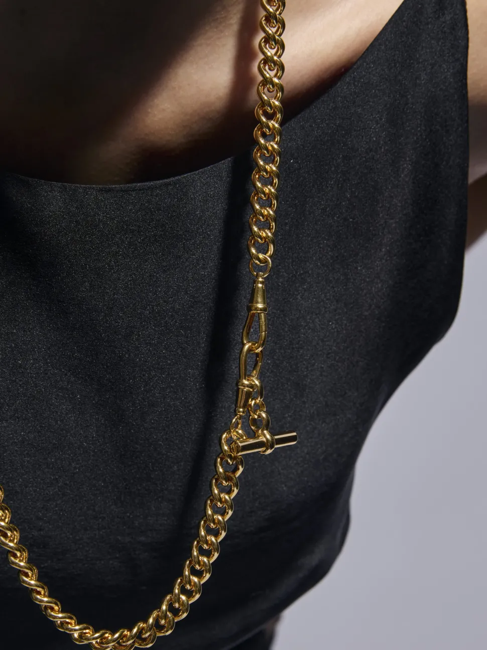 Medium Gold T-Bar on Long Large Gold Curb Clipt Necklace