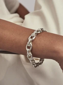 Medium Silver Interlock Bracelet