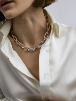 Medium Silver Oval Chain Necklace