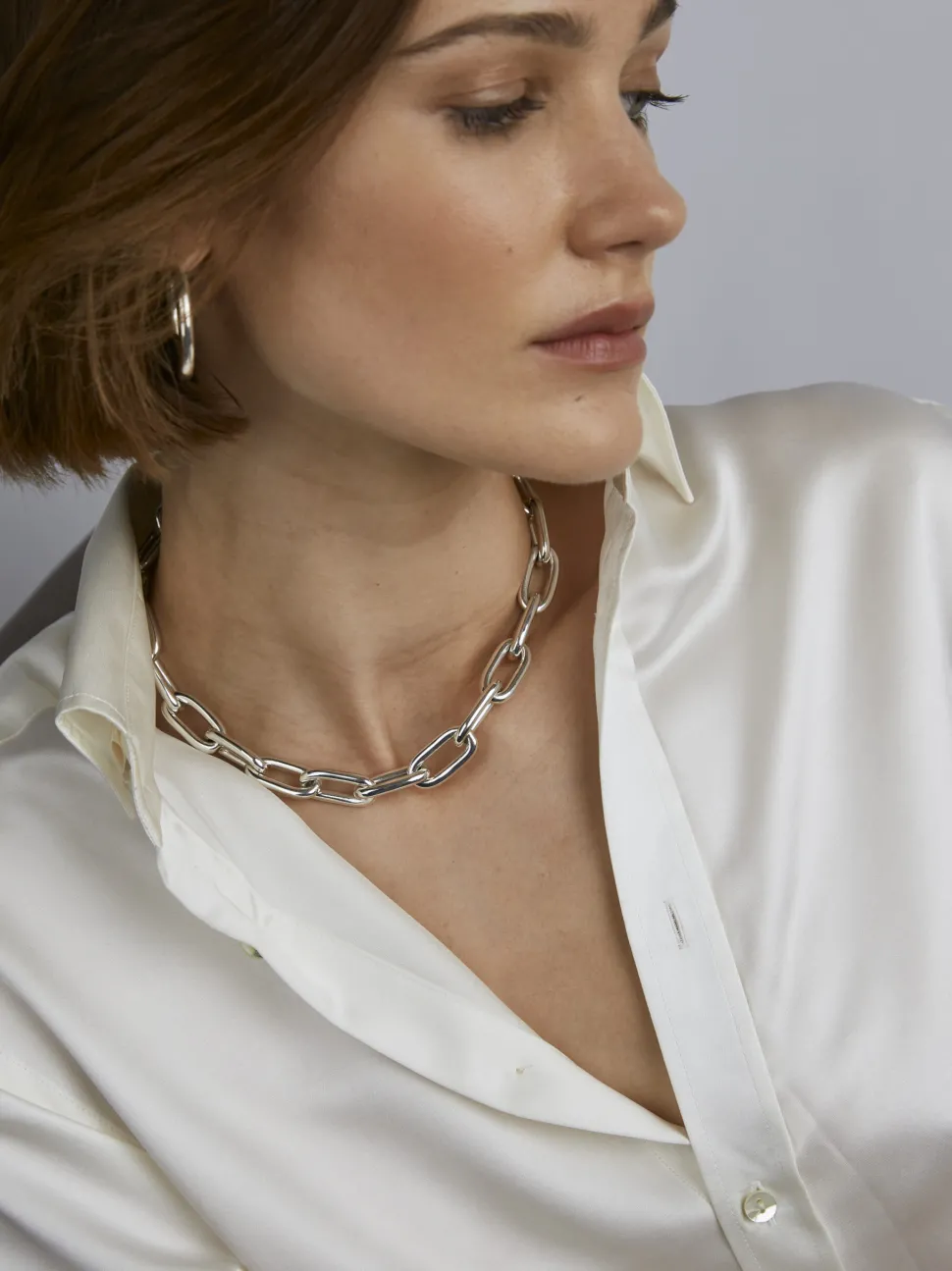 Medium Silver Oval Chain Necklace