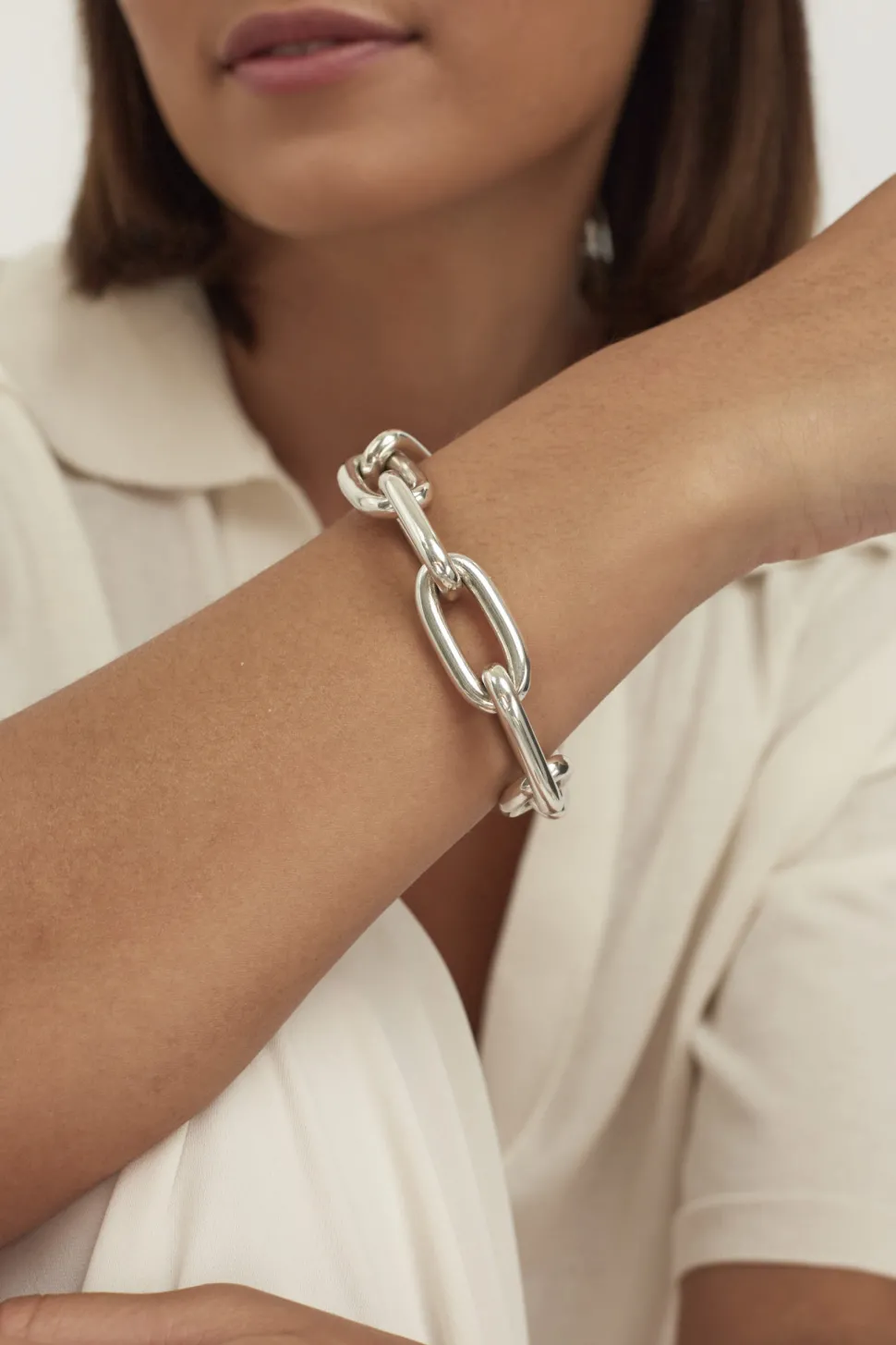 Medium Silver Oval Linked Bracelet