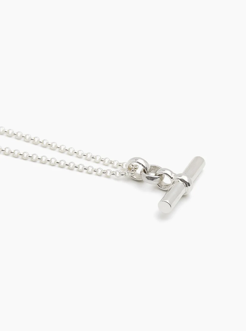Medium Silver T-Bar On Belcher Chain