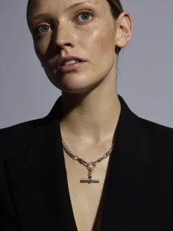 Medium Silver T-bar on Medium Curb Clipt Necklace