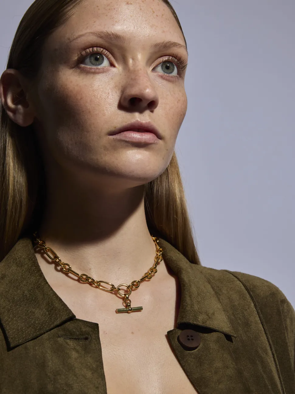Olive Enamelled Small Gold T-Bar on Clipt Watch Chain Necklace