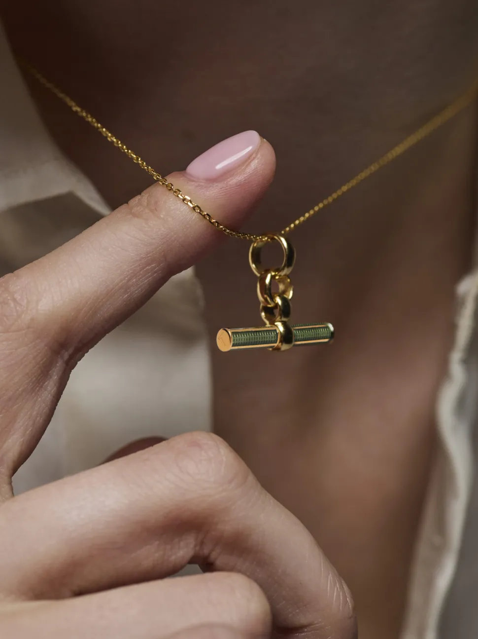 Olive Enamelled Small Gold T-bar on Trace Chain