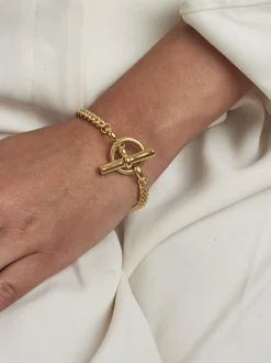 T-Bar Clasp Gold Curb Link Bracelet
