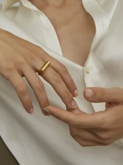 The Gold Ridge Ring