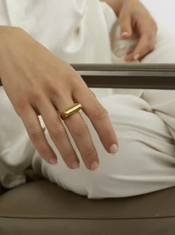 The Gold Ridge Ring